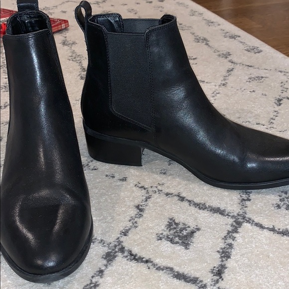 steve madden dover bootie